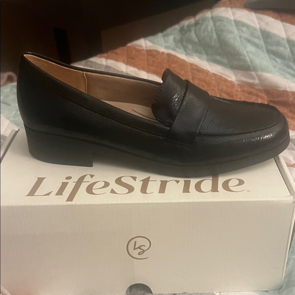 Life Stride Black Leather Slip-On Penny Loafer